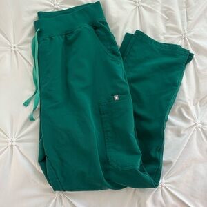 FIGS YOLA SKINNY SCRUB PANT